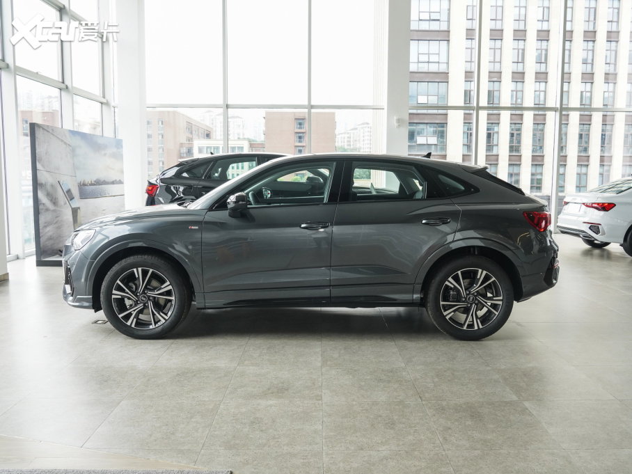 2023WQ3 40 TFSI rЄӸ