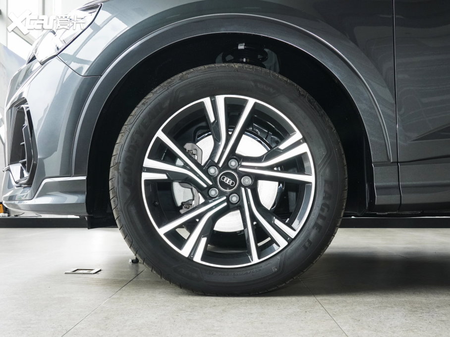 2023WQ3 40 TFSI rЄӸ