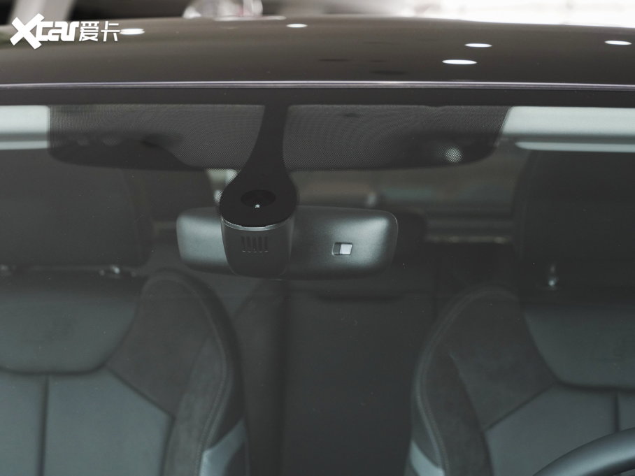 2023WQ3 40 TFSI rЄӸ