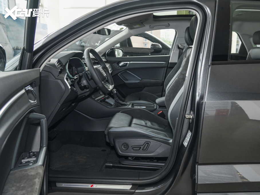 2023WQ3 40 TFSI rЄӸ