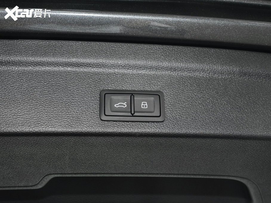 2023WQ3 40 TFSI rЄӸ