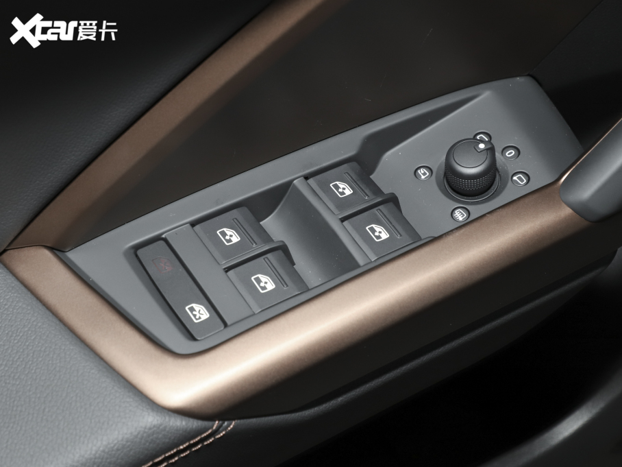 2023WQ3 35 TFSI r(1.5T)