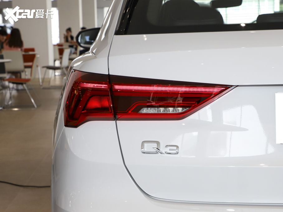 2023��W��Q3 35 TFSI �Mȡ�Ӹ���(1.5T)