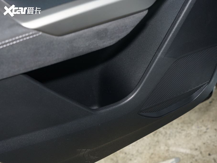 2023WQ3 Ŀ 40 TFSI rЄӸ