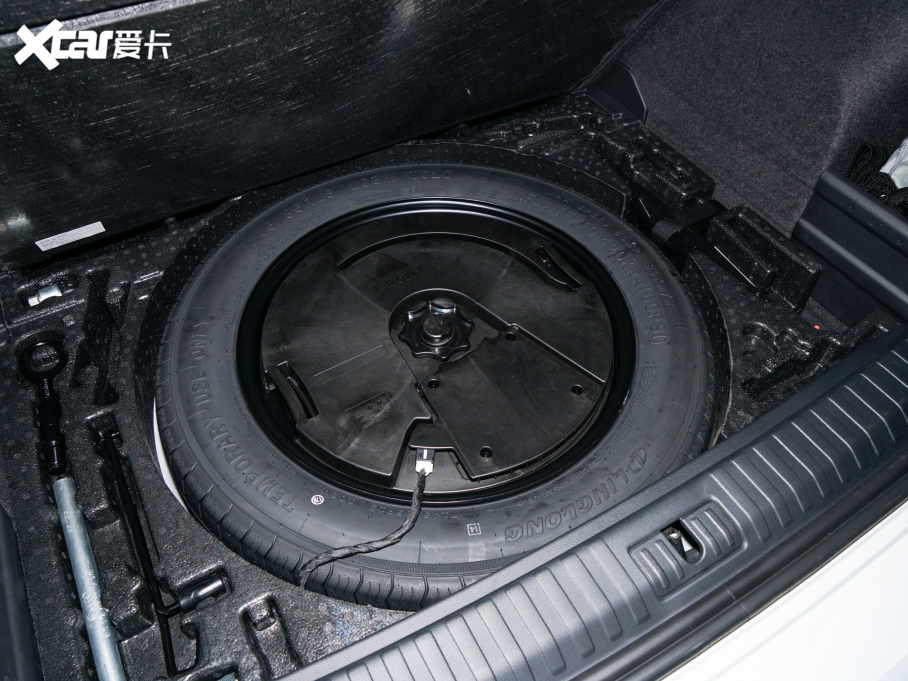 2023WQ3 Ŀ 40 TFSI rЄӸ