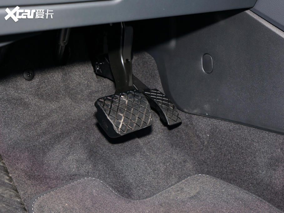 2023WQ3 35 TFSI rЄӸ(1.5T)