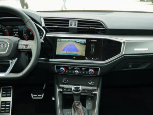 2023款40 TFSI RS套件燃速型 中控台