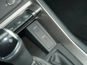 202345 TFSI quattro rЄӸ п؅^