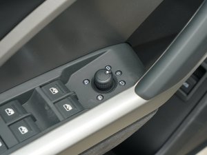 202345 TFSI quattro rЄӸ п؅^