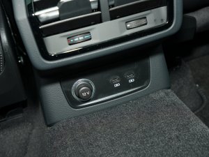 202345 TFSI quattro rЄӸ п؅^