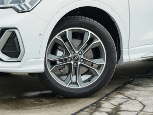 2023Ŀ 40 TFSI rЄӸ ^