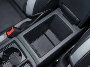 2023Ŀ 40 TFSI rЄӸ g