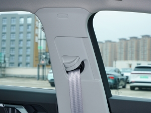 2023Ŀ 40 TFSI rЄӸ g