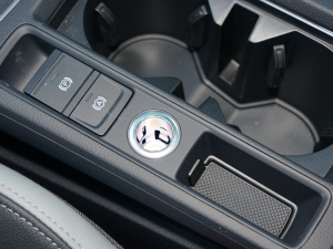 202335 TFSI rЄӸ(1.5T) п؅^