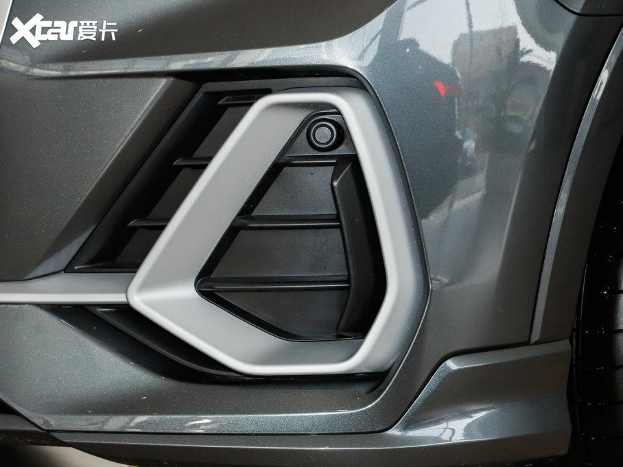 2023WQ3 Sportback 35 TFSI Mȡ(1.4T)