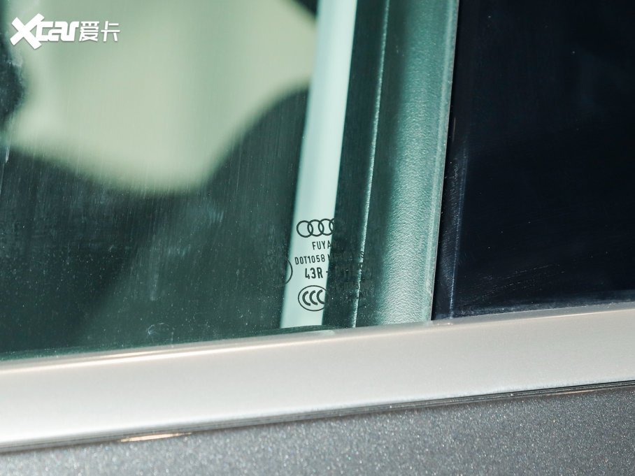 2023WQ3 Sportback 35 TFSI Mȡ(1.4T)