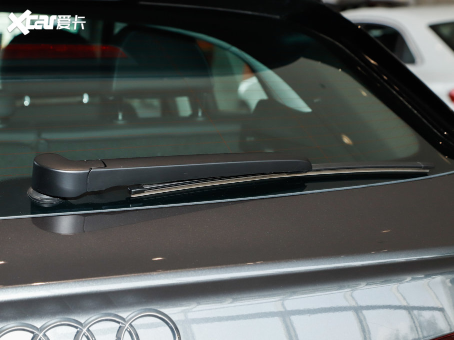 2023WQ3 Sportback 35 TFSI M(jn)ȡ(1.4T)