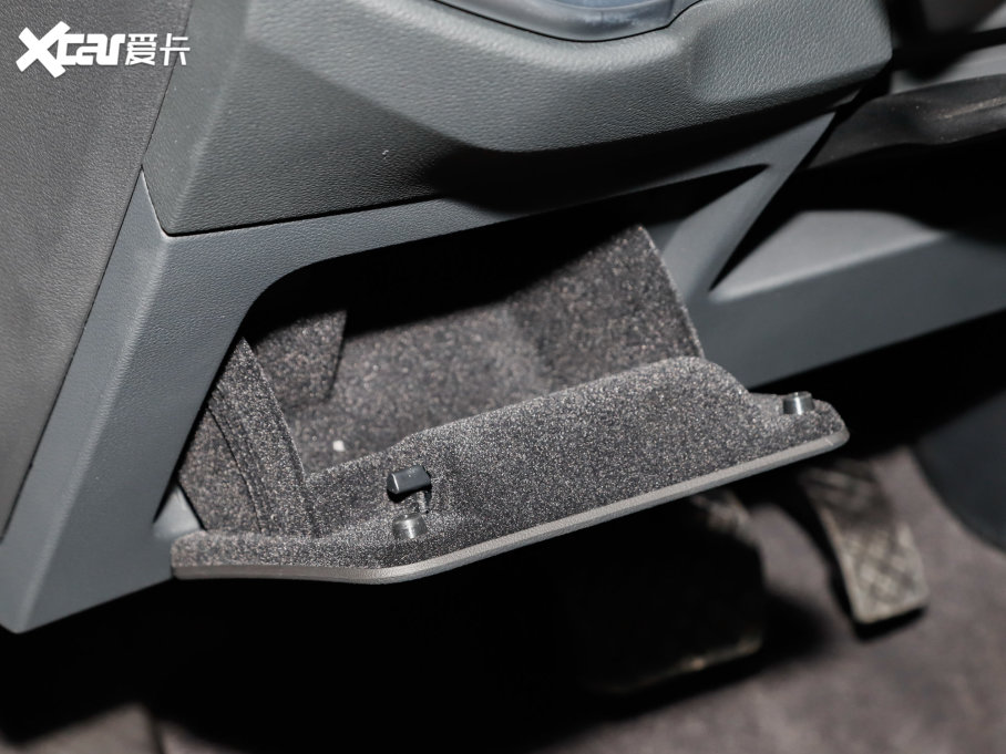 2023?yun)WQ3 Sportback 35 TFSI M(jn)ȡ(1.4T)