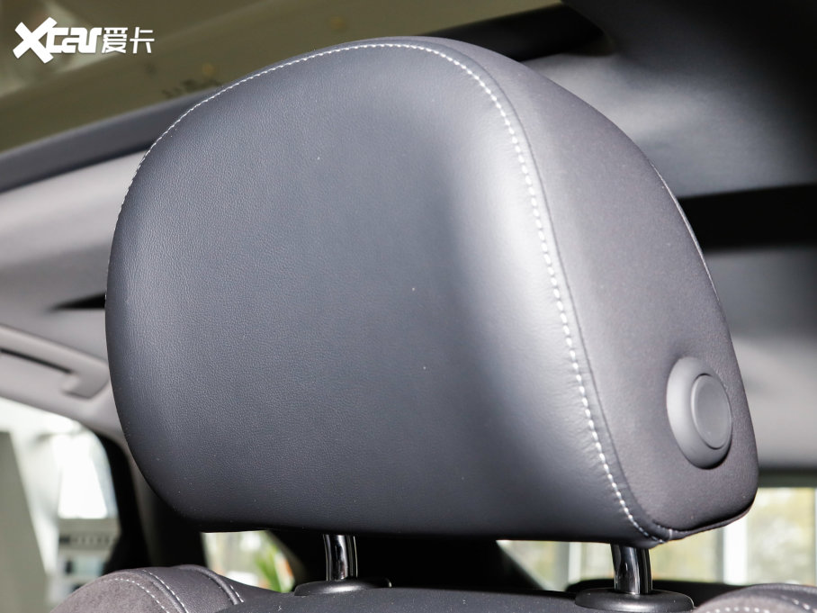 2023WQ3 Sportback 35 TFSI M(jn)ȡ(1.4T)