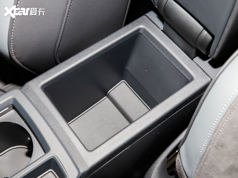 2023WQ3 Sportback 35 TFSI Mȡ(1.4T)