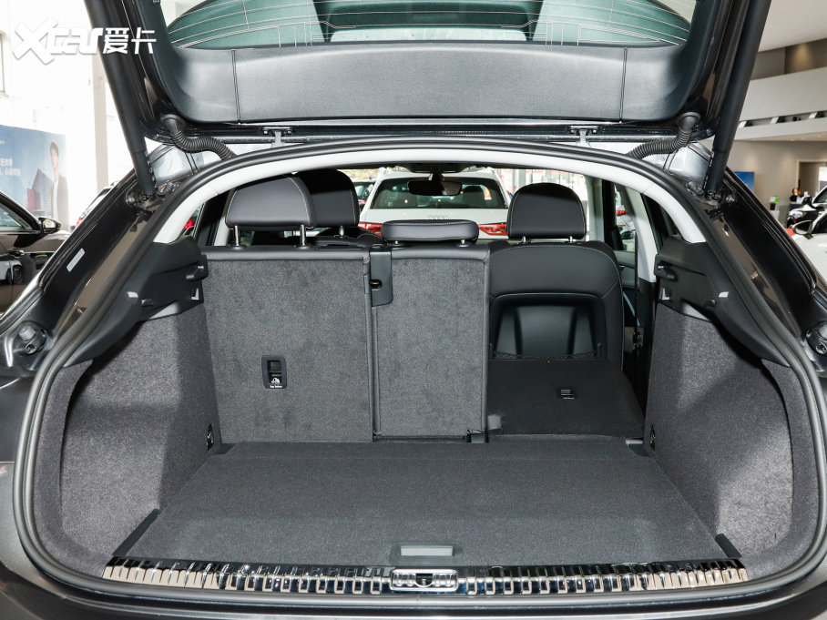 2023?yun)WQ3 Sportback 35 TFSI M(jn)ȡ(1.4T)