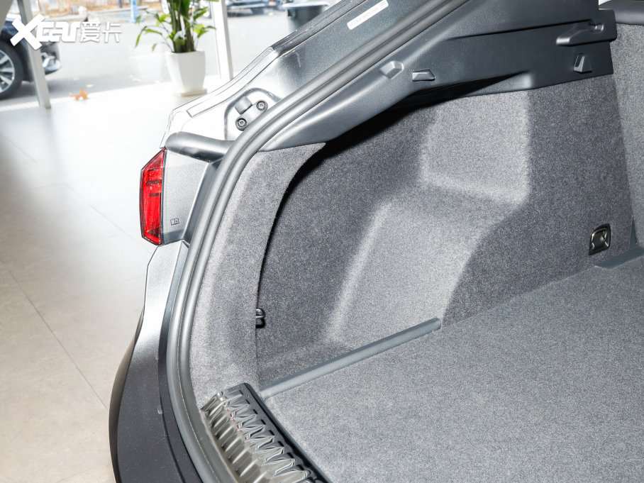 2023WQ3 Sportback 35 TFSI Mȡ(1.4T)