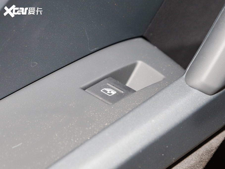 2023WQ3 Sportback 35 TFSI Mȡ(1.4T)