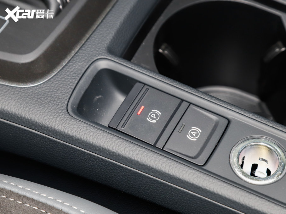 2023WQ3 Sportback 35 TFSI Mȡ(1.4T)