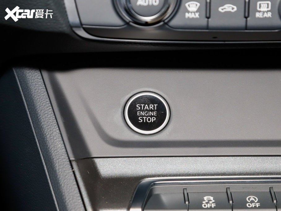 2023WQ3 Sportback 35 TFSI Mȡ(1.4T)