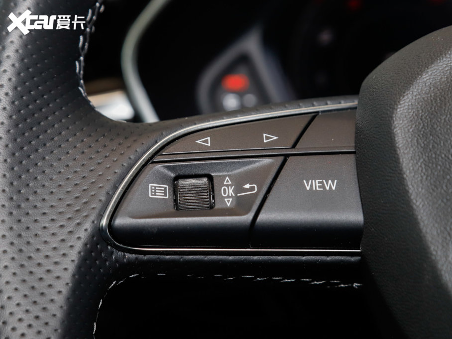 2023WQ3 Sportback 35 TFSI Mȡ(1.4T)