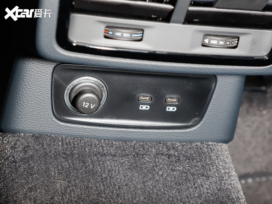 2023?yun)WQ3 Sportback 35 TFSI M(jn)ȡ(1.4T)