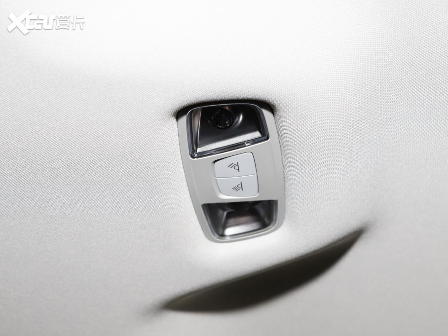 2023WQ3 Sportback 35 TFSI Mȡ(1.4T)