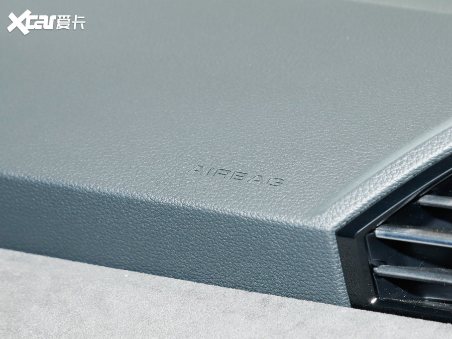 2023WQ3 Sportback 35 TFSI Mȡ(1.4T)