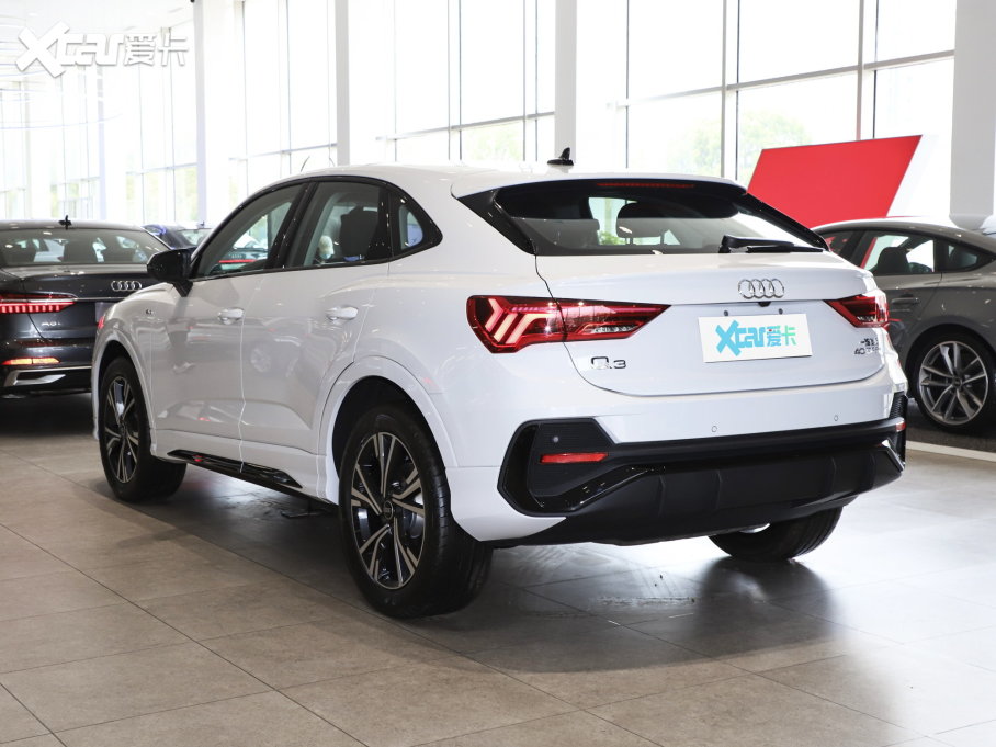 2023WQ3 Sportback 40 TFSI r