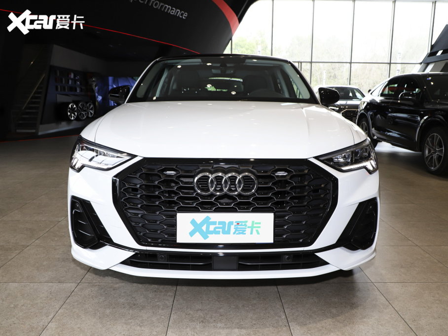 2023WQ3 Sportback 40 TFSI r