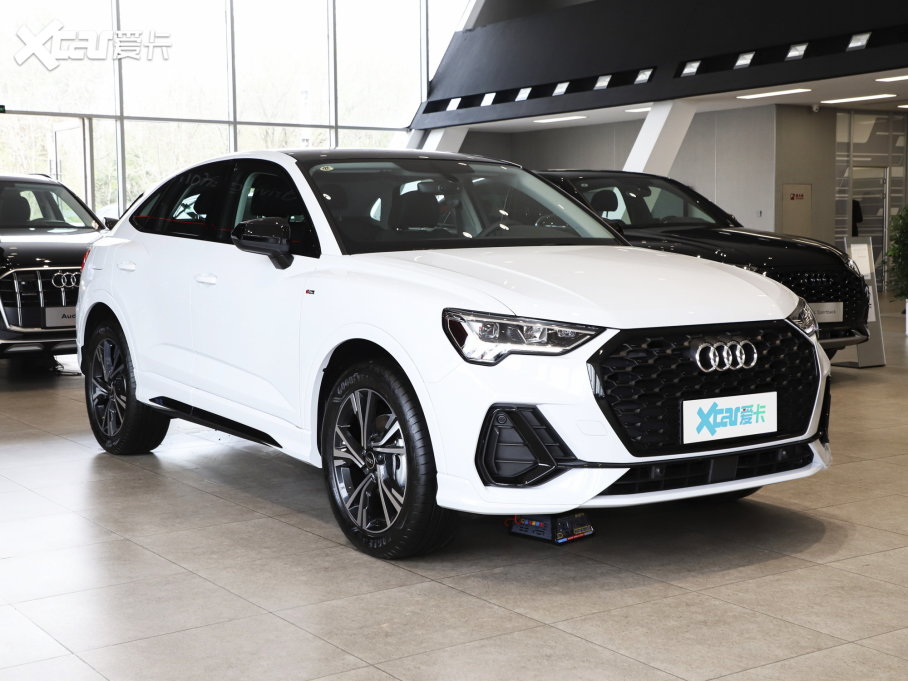 2023WQ3 Sportback 40 TFSI r