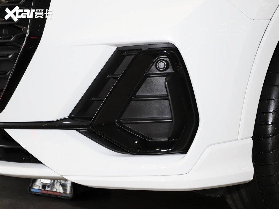 2023WQ3 Sportback 40 TFSI r