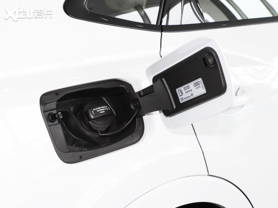 2023WQ3 Sportback 40 TFSI r