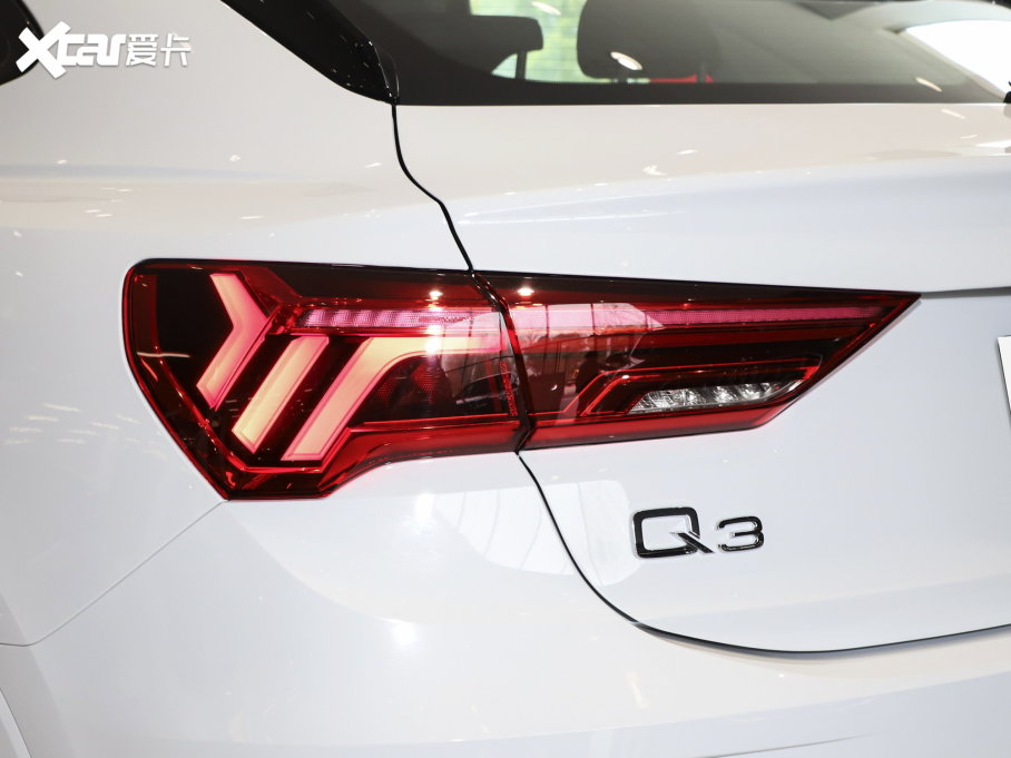 2023?yun)WQ3 Sportback 40 TFSI r(sh)