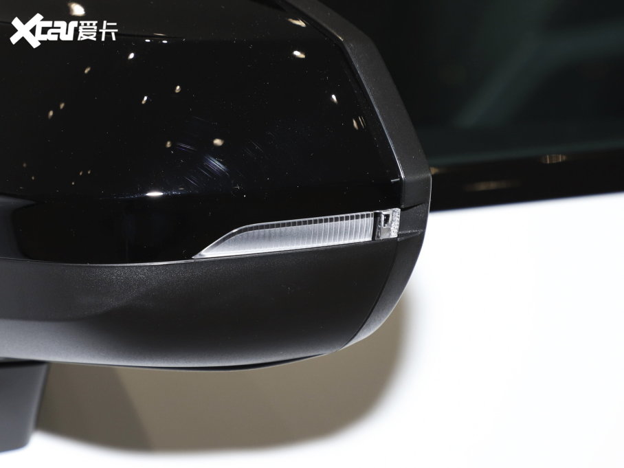 2023WQ3 Sportback 40 TFSI r