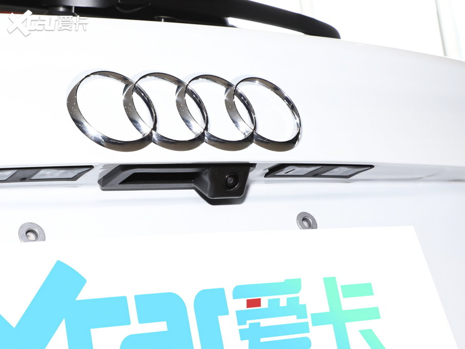 2023?yun)WQ3 Sportback 40 TFSI r(sh)