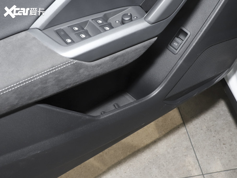 2023WQ3 Sportback 40 TFSI r