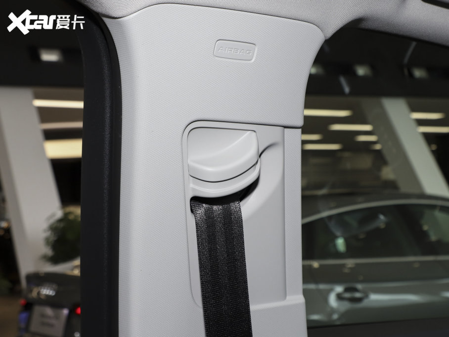 2023WQ3 Sportback 40 TFSI r