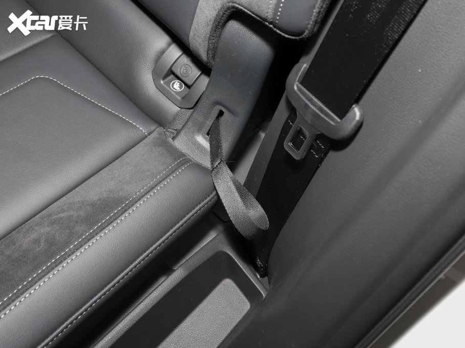 2023WQ3 Sportback 40 TFSI r