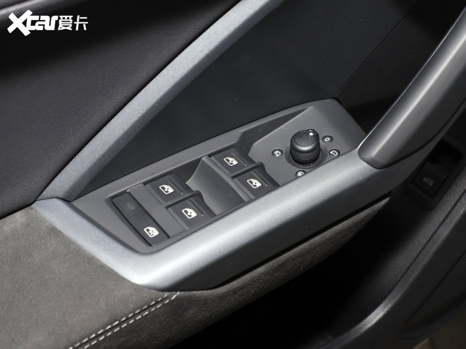 2023WQ3 Sportback 40 TFSI r