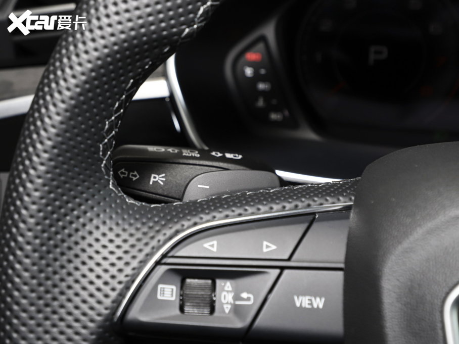 2023?yun)WQ3 Sportback 40 TFSI r(sh)