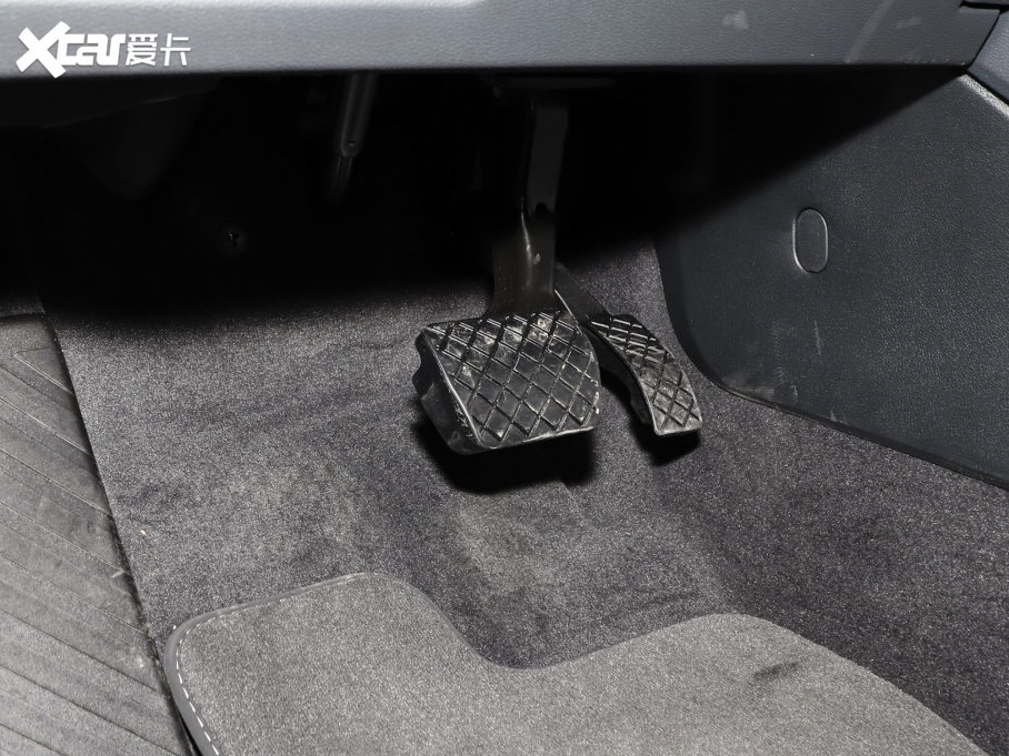 2023WQ3 Sportback 40 TFSI r