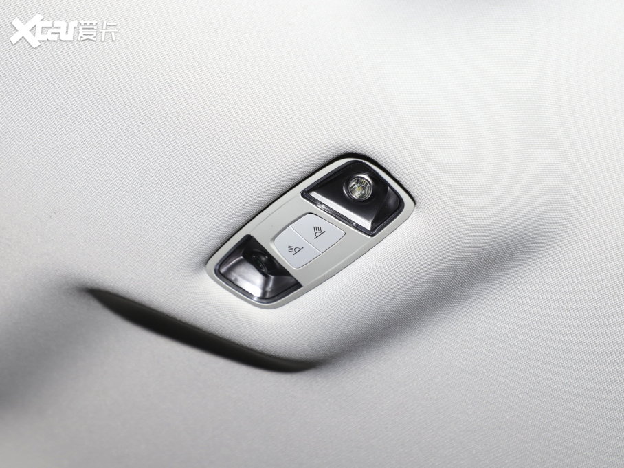 2023WQ3 Sportback 40 TFSI r