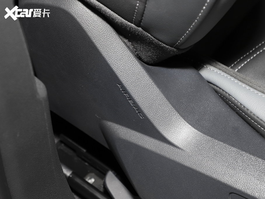 2023WQ3 Sportback 40 TFSI r