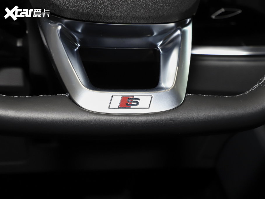 2023WQ3 Sportback 40 TFSI r